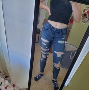 American Eagle Ripped Skinny Jean